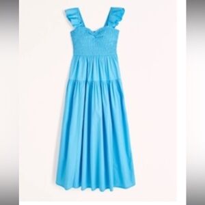 New with tags ruffle strap smocked midi dress